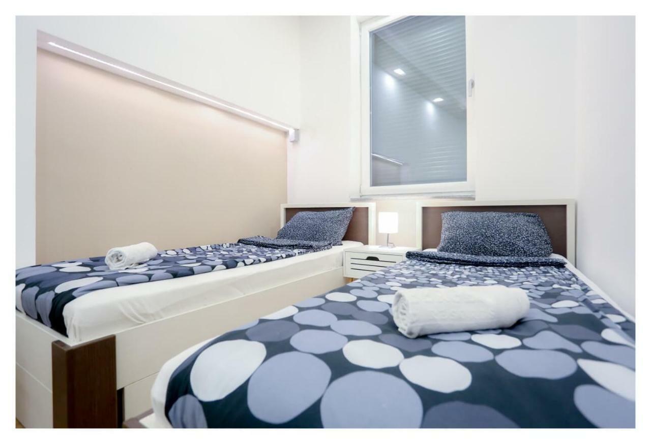 Relax Exclusive Apartment Free Public Parking SJJ Eksteriør billede
